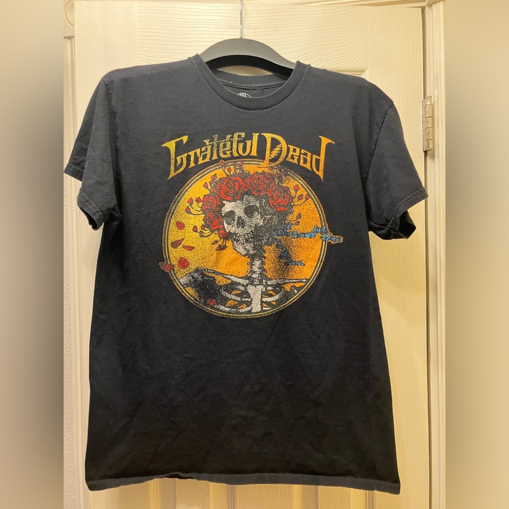 Grateful Dead Skull Flower Tshirt
